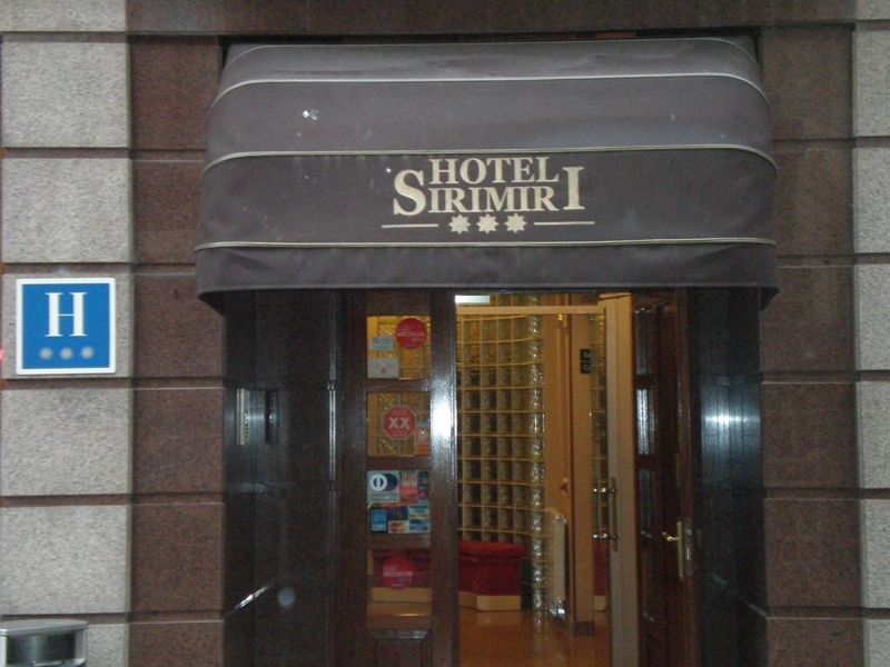 Hotel Sirimiri Бильбао Экстерьер фото